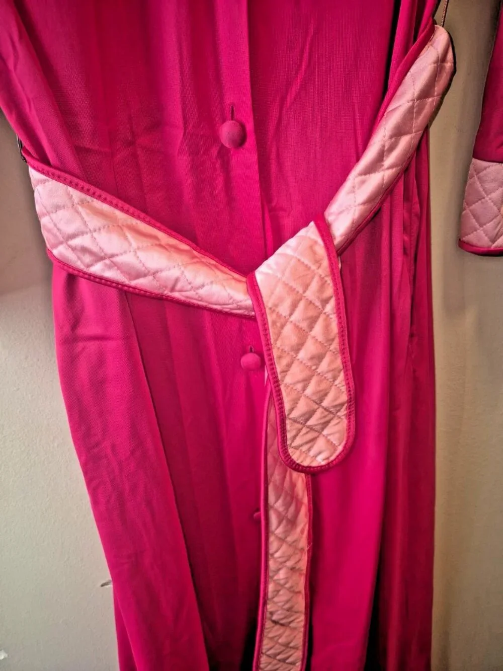 Vintage Vanity Fair Pink Quilted Collar Robe - Size 12 - Made in USA with Pocket